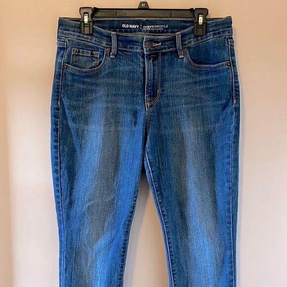 Womens’ Old Navy Mid Rise Curvy Jeans Size 8 Short - Picture 1 of 6
